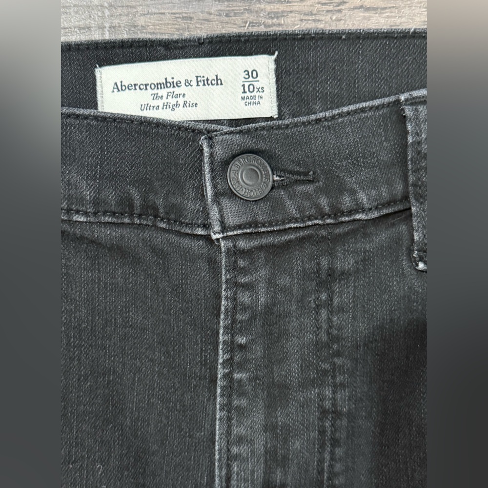 Abercrombie & Fitch The Flare Ultra High Rise 30/10xs - Picture 3 of 7